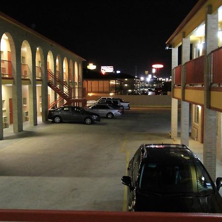 Americas Best Value Inn San Antonio/Lackland Afb Eksteriør billede