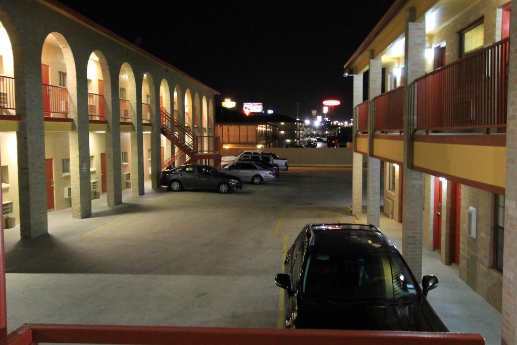 Americas Best Value Inn San Antonio/Lackland Afb Eksteriør billede